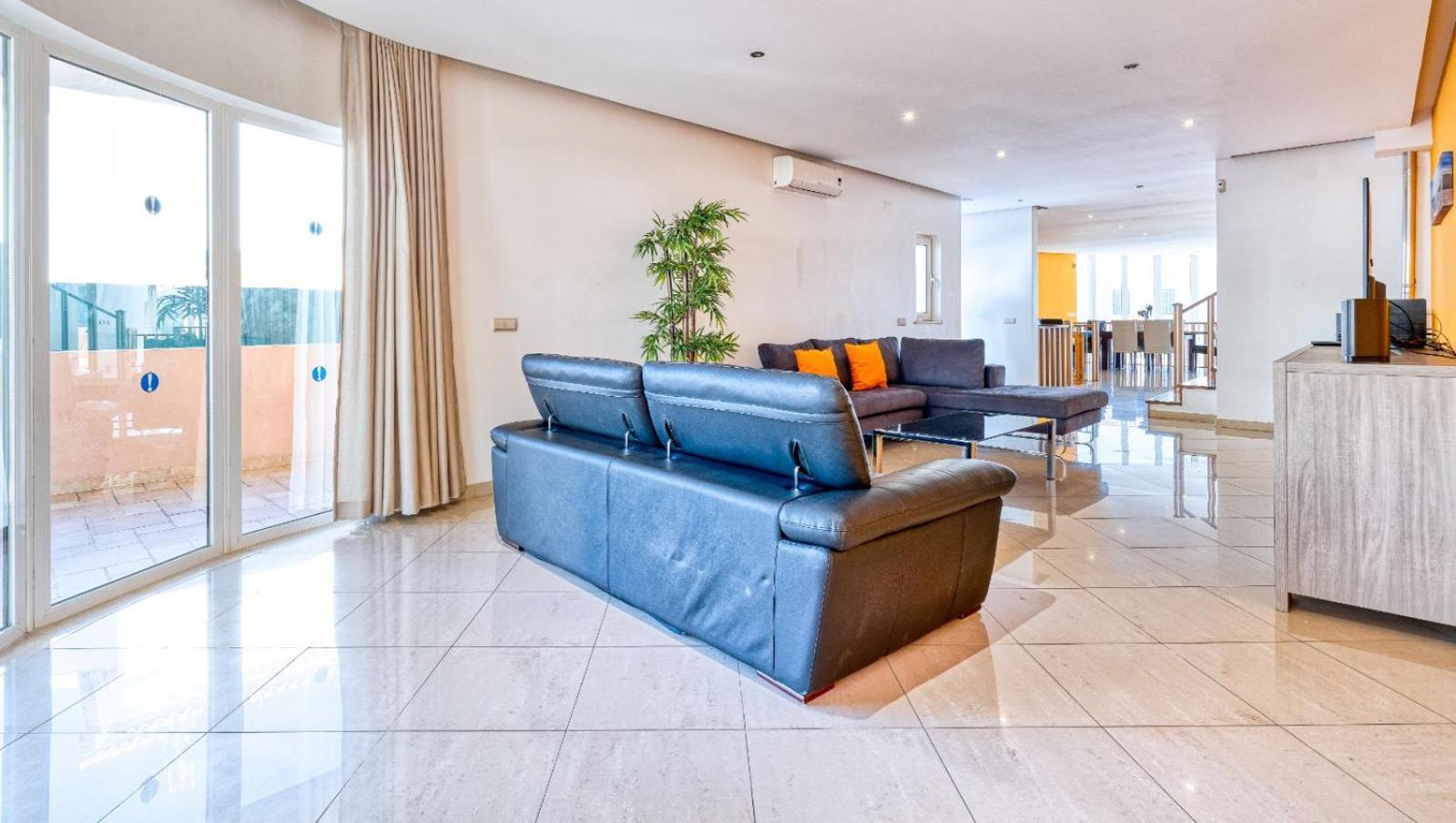 אלבופיירה Full Private 300Sqm Villa Jacuzzi Heated Pool Ideal & Quiet Location מראה חיצוני תמונה