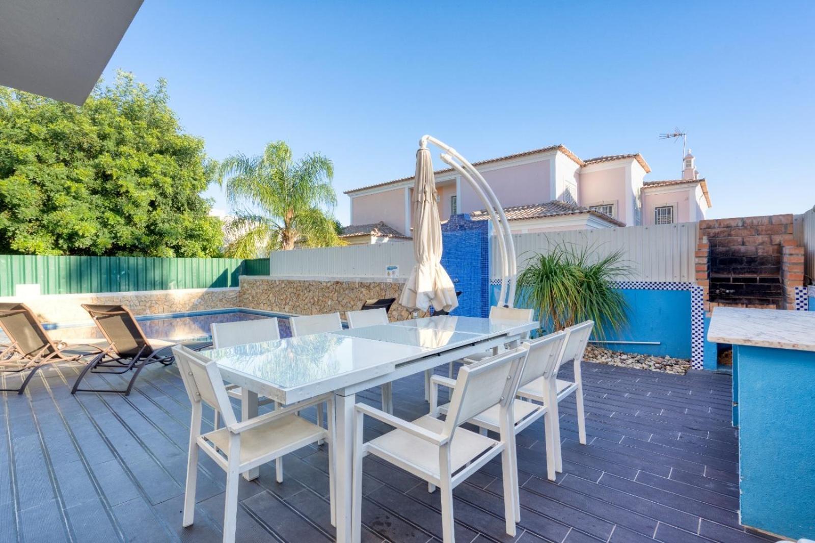 אלבופיירה Full Private 300Sqm Villa Jacuzzi Heated Pool Ideal & Quiet Location מראה חיצוני תמונה