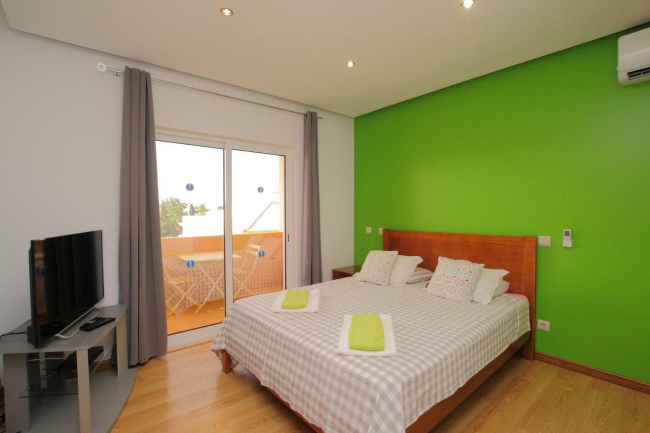 אלבופיירה Full Private 300Sqm Villa Jacuzzi Heated Pool Ideal & Quiet Location מראה חיצוני תמונה