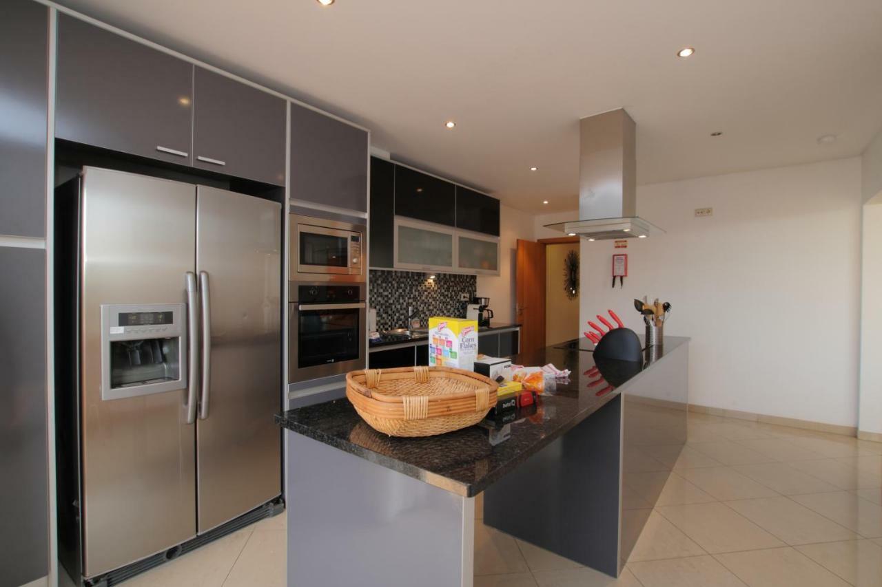 אלבופיירה Full Private 300Sqm Villa Jacuzzi Heated Pool Ideal & Quiet Location מראה חיצוני תמונה